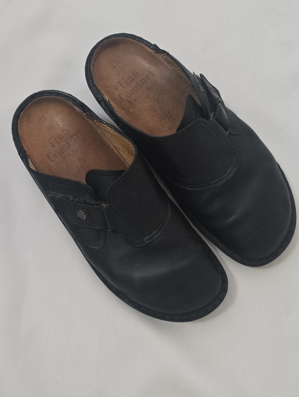 Finn Comfort Black Leather Slip-On‎ Mules